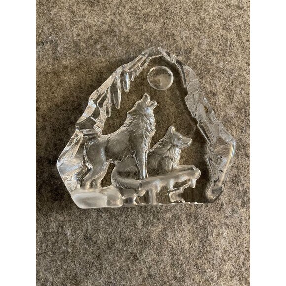 1 Crystal Howling at the Moon Wolf Paperweight  # 1859 - Picture 5 of 5